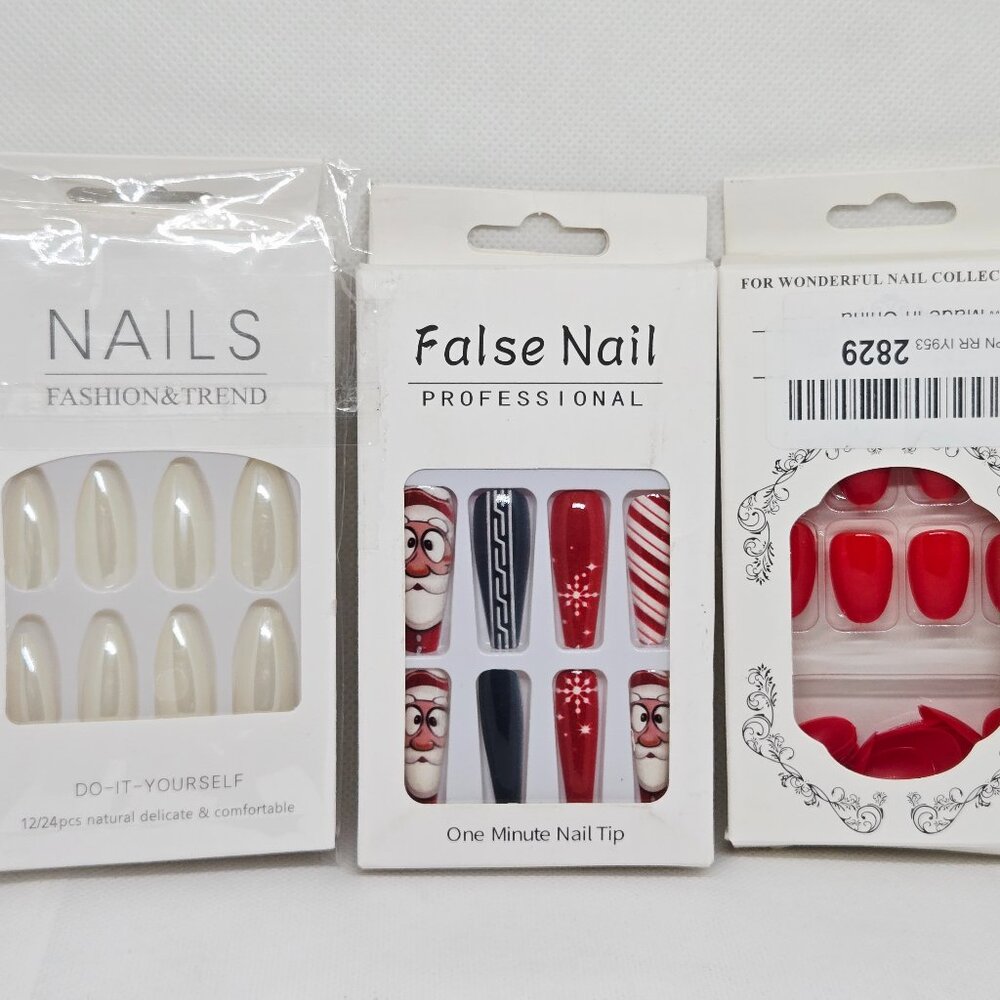3 BOXES NATURAL PRESS ON NAILS CHRISTMAS RED & WHITE NIB 72 TOTAL